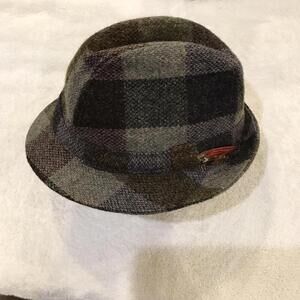 Shandon Headwear Donegal  Ireland Tweed Fedora/ Trilby Wool Hat. Size 7 1/4